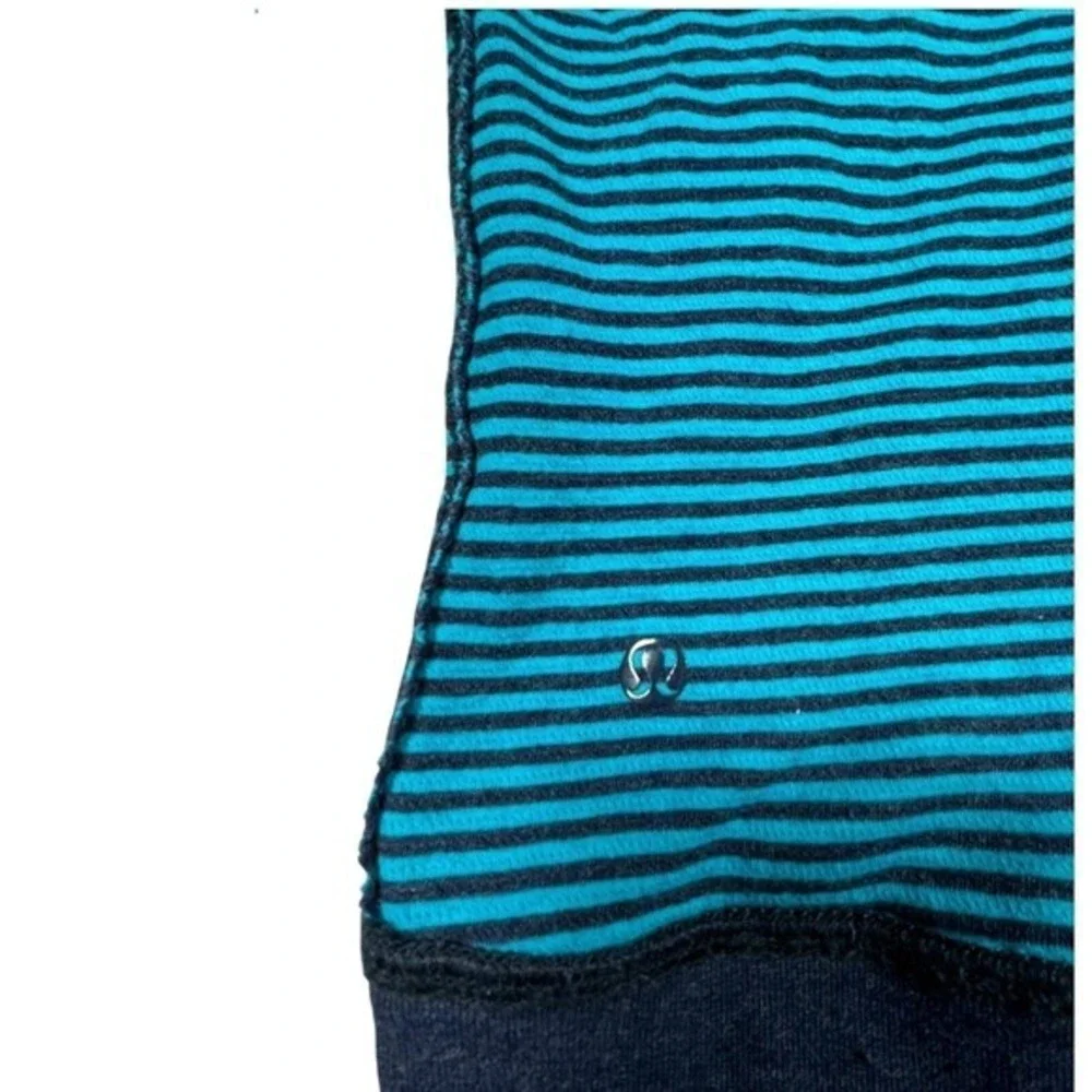 Lululemon‎ Reversible Striped Teal Black & Heathered Navy Long Sleeve Top 10 EUC